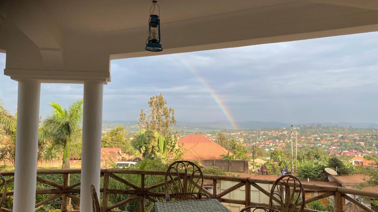 Banda Lodge Masaka المظهر الخارجي الصورة